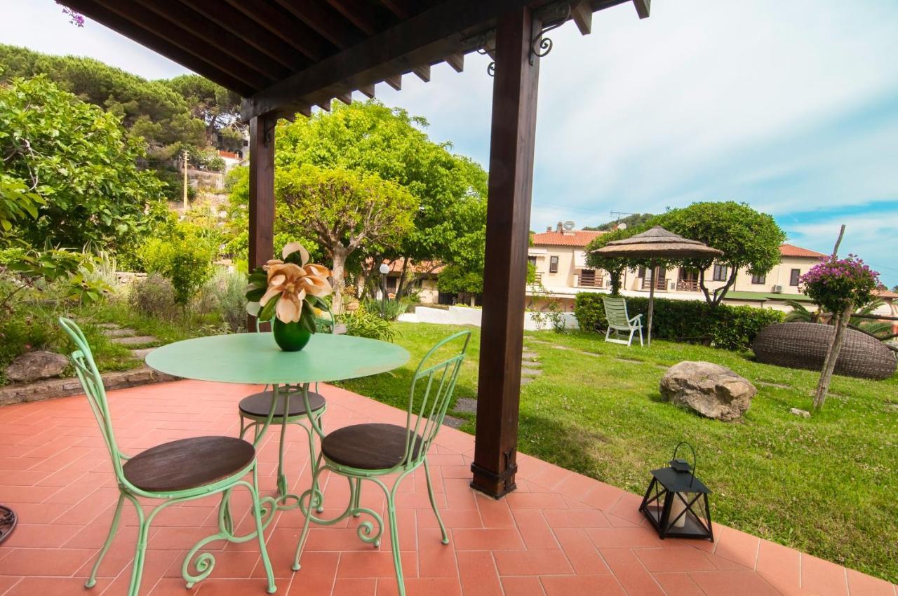 SantʼAndrea Hotel Cernia Isola Botanica מראה חיצוני תמונה
