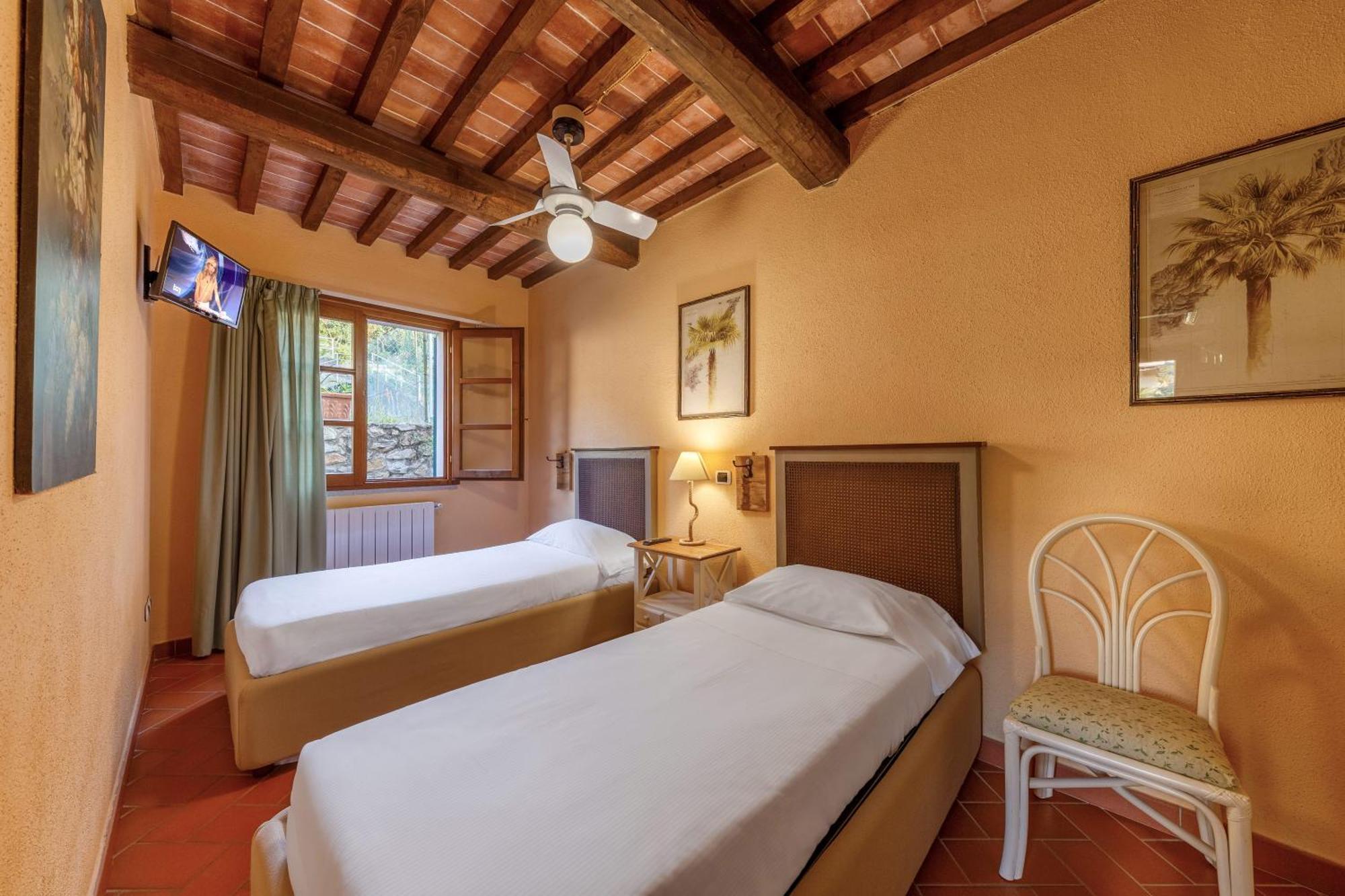 SantʼAndrea Hotel Cernia Isola Botanica מראה חיצוני תמונה